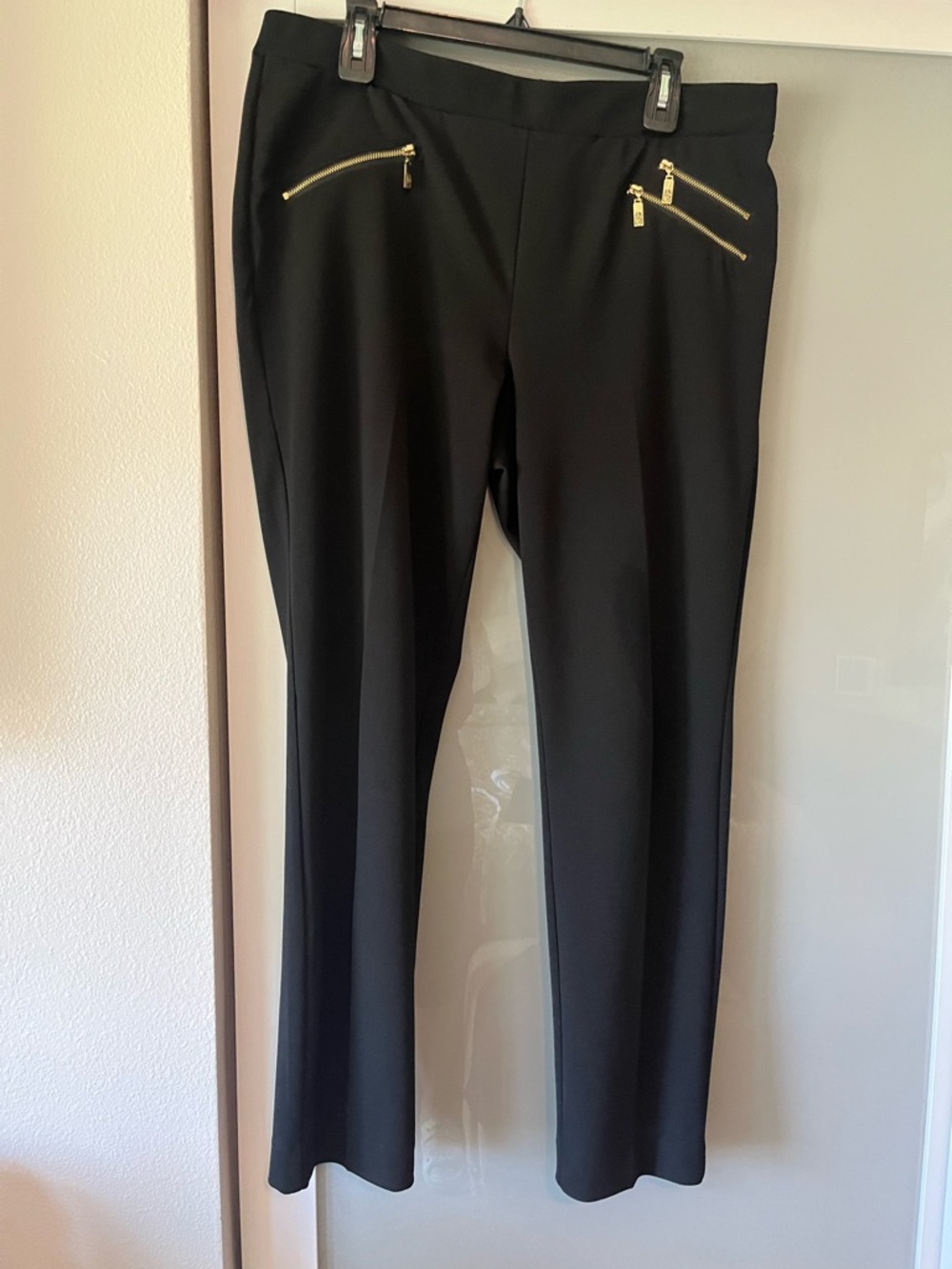 Anne Klein Black Straight-Leg Pants with Gold Zipper Detail